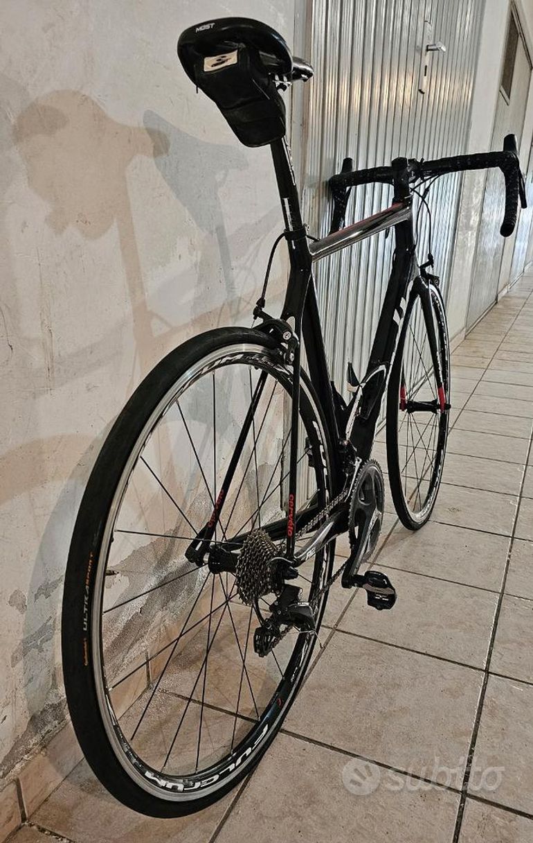 Used Cervélo Cervelo R2 105 2014 Road & Gravel, Black — image 3 of 6
