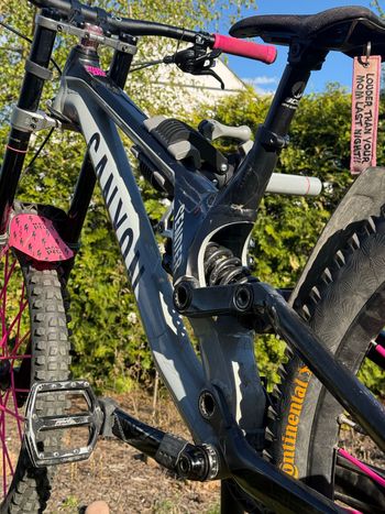 Used Canyon Sender AL 5.0 2019 2019 Mountainbike, Light Gray, 27.5 — image 3 of 9