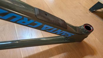 Used Santa Cruz BRONSON Frame / Carbon CC 2022 Frameset 2022 Mountainbike, Green — image 9 of 21
