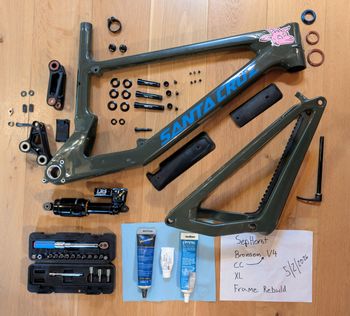 Used Santa Cruz BRONSON Frame / Carbon CC 2022 Frameset 2022 MTB