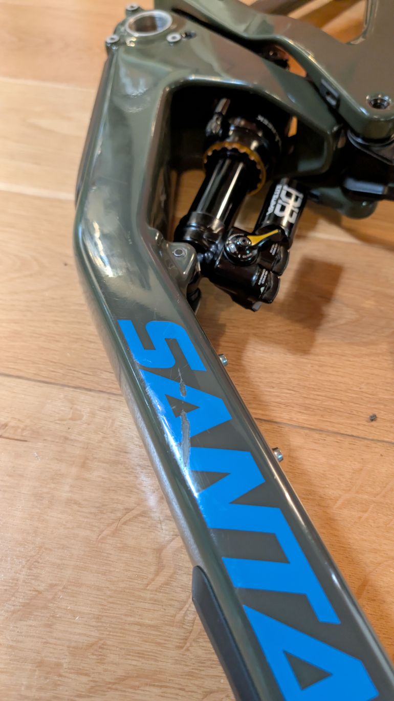 Used Santa Cruz BRONSON Frame / Carbon CC 2022 Frameset 2022 Mountainbike, Green — image 14 of 21