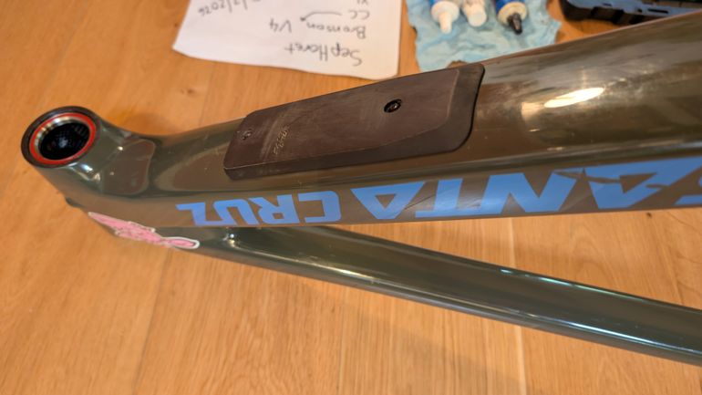 Used Santa Cruz BRONSON Frame / Carbon CC 2022 Frameset 2022 Mountainbike, Green — image 8 of 21