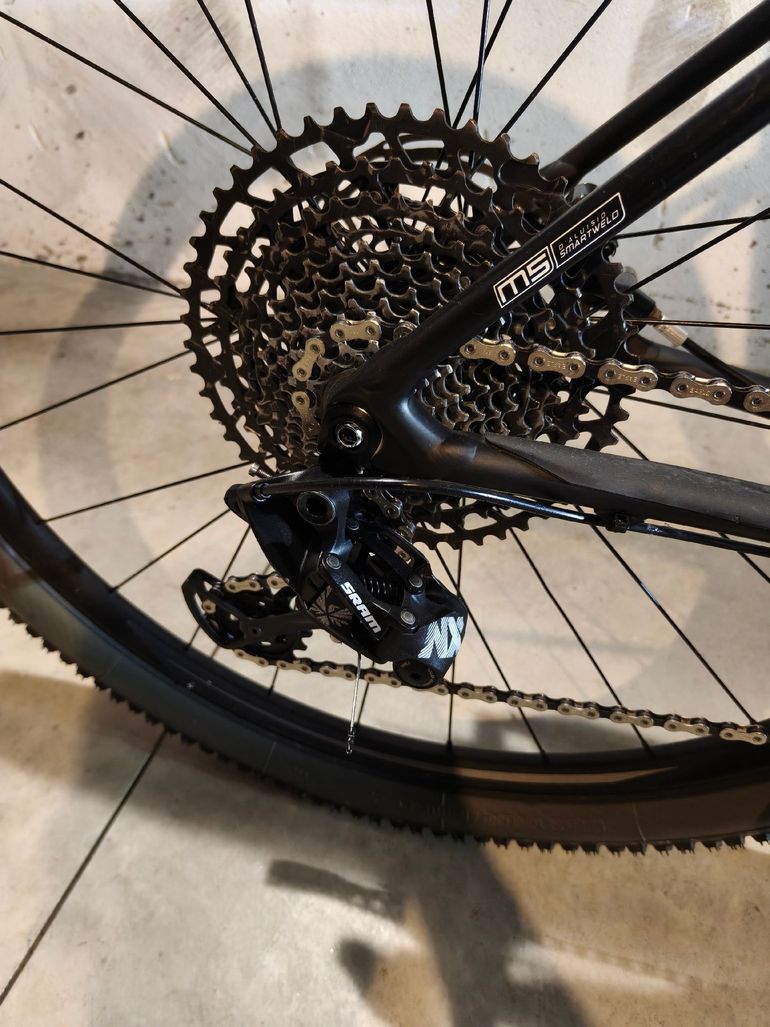 Used Specialized Chisel 2020 2020 Mountainbike, Black, 29 — image 10 of 15