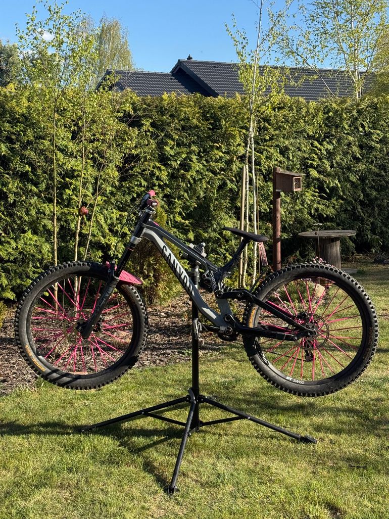 Used Canyon Sender AL 5.0 2019 2019 Mountainbike, Light Gray, 27.5 — image 11 of 11