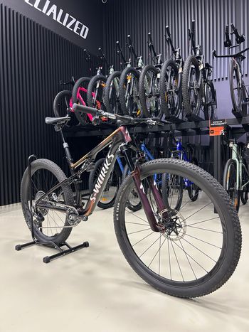 Used Specialized S-Works Epic 8 - SRAM XX AXS, RockShox Ultimate Flight Attendant 2024 2024 MTB