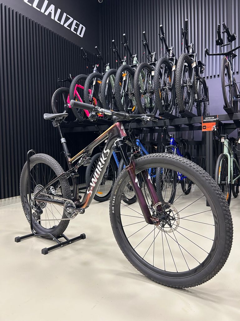 Used Specialized S-Works Epic 8 - SRAM XX AXS, RockShox Ultimate Flight Attendant 2024 2024 Mountainbike, Black, 29 — image 1 of 18