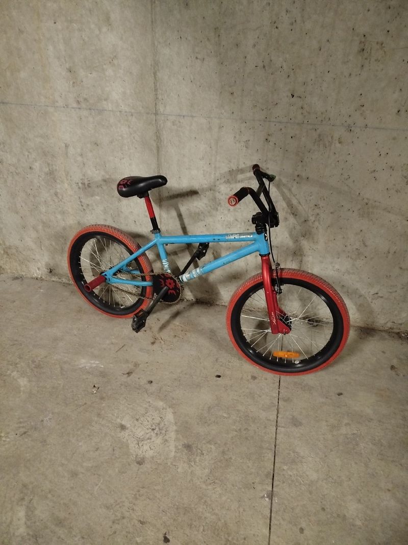 Używany DECATHLON Custom Kids & Youth
