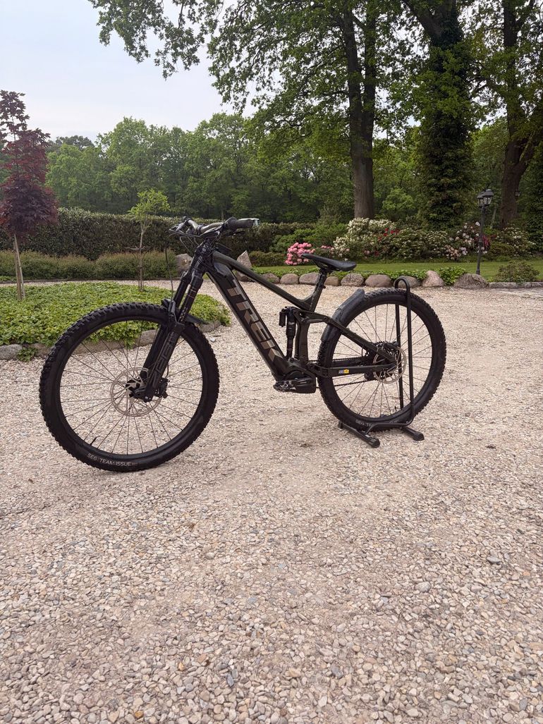 Used Trek Rail 9 2022 2022 Mountainbike — image 1 of 7