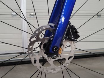 Used Trek Émonda SL 5 2023 2023 Road & Gravel, Blue — image 10 of 12