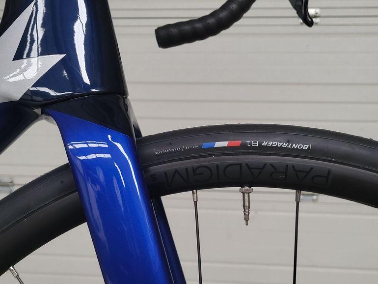 Used Trek Émonda SL 5 2023 2023 Road & Gravel, Blue — image 5 of 12