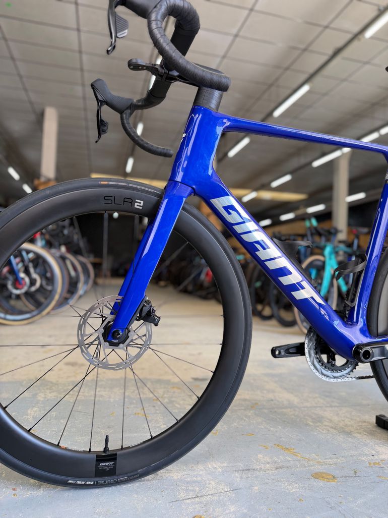 Used Giant Propel Advanced 1 2024 2024 Road & Gravel, Blue — image 16 of 23