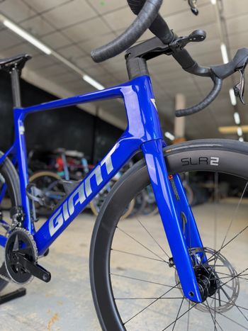 Used Giant Propel Advanced 1 2024 2024 Road & Gravel, Blue — image 4 of 23