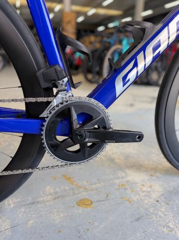 Used Giant Propel Advanced 1 2024 2024 Road & Gravel, Blue — image 10 of 23