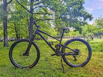 Used Banshee Custom Shimano Deore 2021 Mountainbike, Black — image 2 of 16