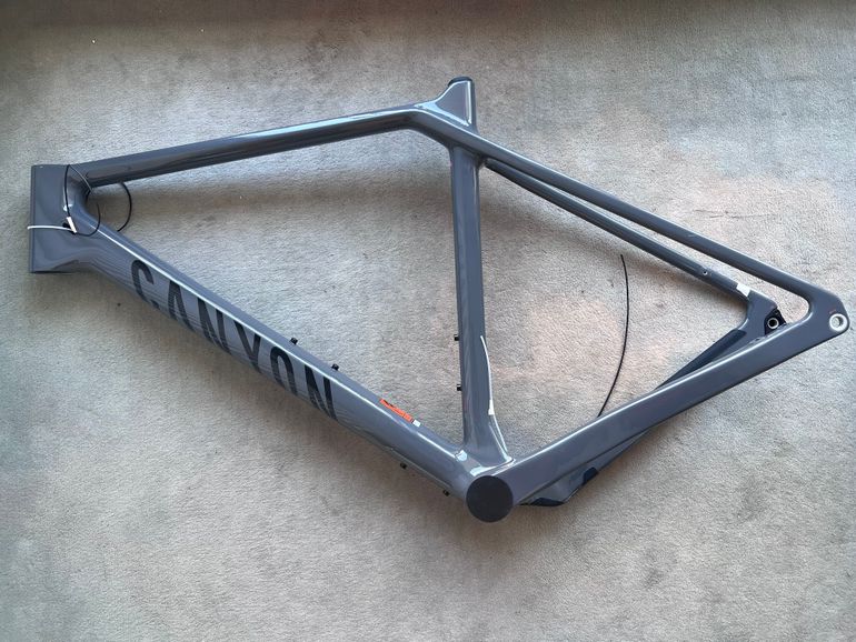 Used Canyon Grizl CF SL 7 eTap 2024 Frameset 2024 Road & Gravel, Light Gray — image 2 of 17