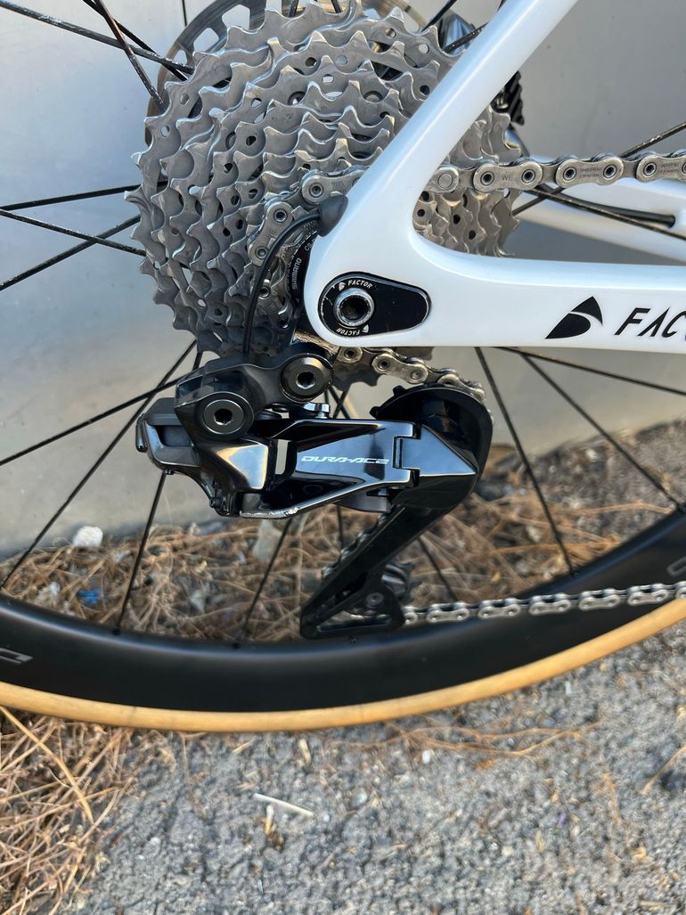 Used Factor OSTRO VAM Shimano Dura-Ace Di2 9270 2023 2023 Road & Gravel, White — image 5 of 12