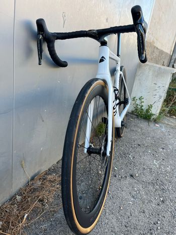 Used Factor OSTRO VAM Shimano Dura-Ace Di2 9270 2023 2023 Road & Gravel, White — image 2 of 12