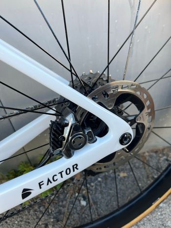Used Factor OSTRO VAM Shimano Dura-Ace Di2 9270 2023 2023 Road & Gravel, White — image 8 of 12