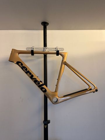 Used Cervélo Soloist Frameset 2025 Road & Gravel, Orange — image 2 of 16