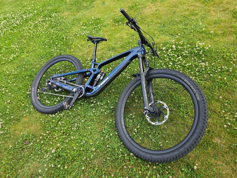 Used Trek Fuel EX 9.8 XT Gen 6 2024 2024 Mountainbike, Blue, 29 — image 10 of 12