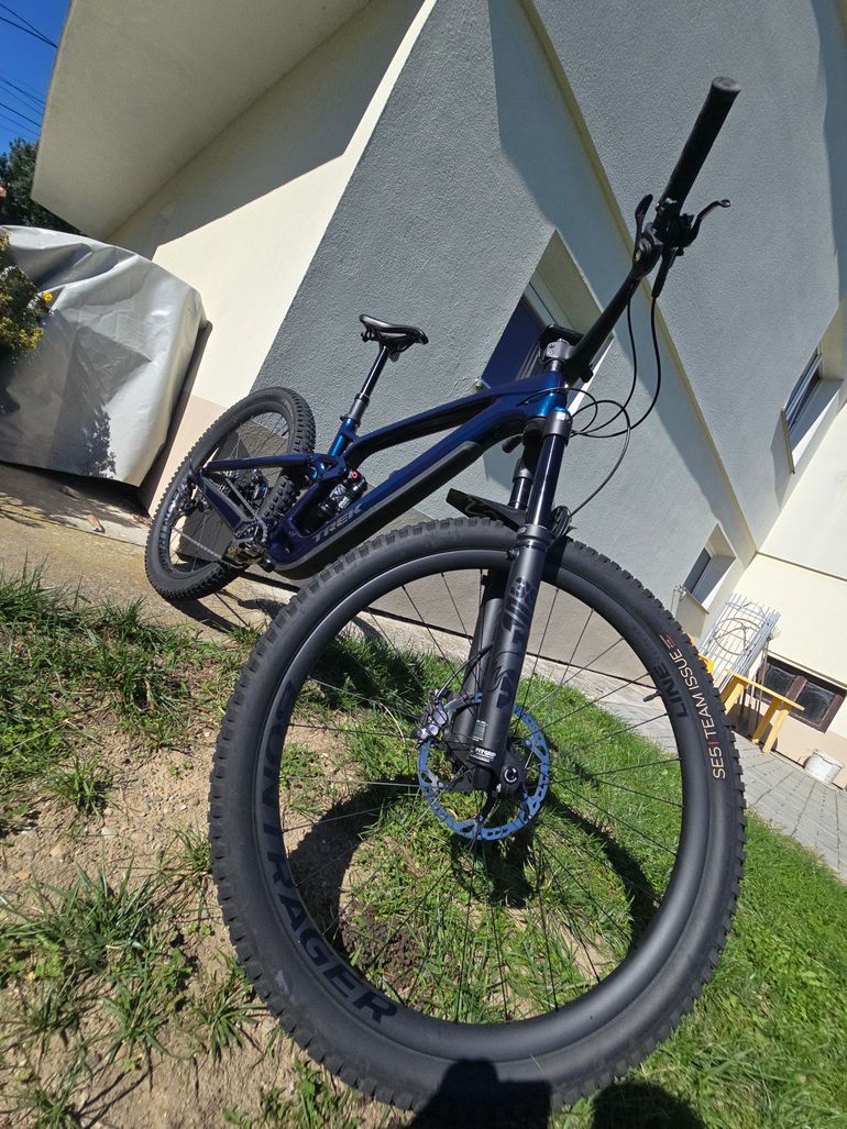 Used Trek Fuel EX 9.8 XT Gen 6 2024 2024 Mountainbike, Blue, 29 — image 7 of 7