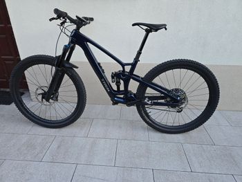 Used Trek Fuel EX 9.8 XT Gen 6 2024 2024 Mountainbike, Blue, 29 — image 3 of 7
