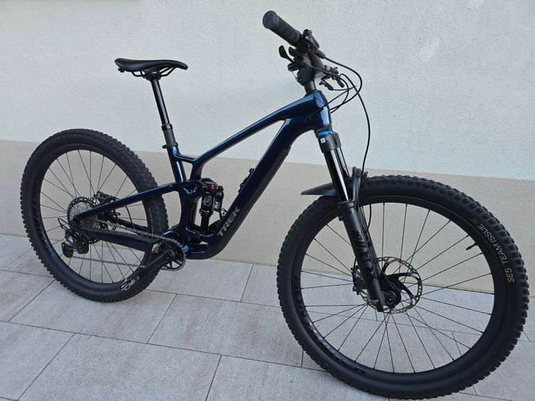 Used Trek Fuel EX 9.8 XT Gen 6 2024 2024 Mountainbike, Blue, 29 — image 1 of 7