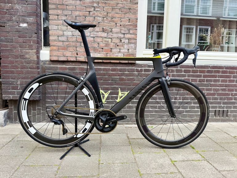Used Canyon Aeroad Shimano Ultegra 2017 Road & Gravel — image 1 of 10