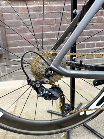 Used Canyon Aeroad Shimano Ultegra 2017 Road & Gravel — image 2 of 10