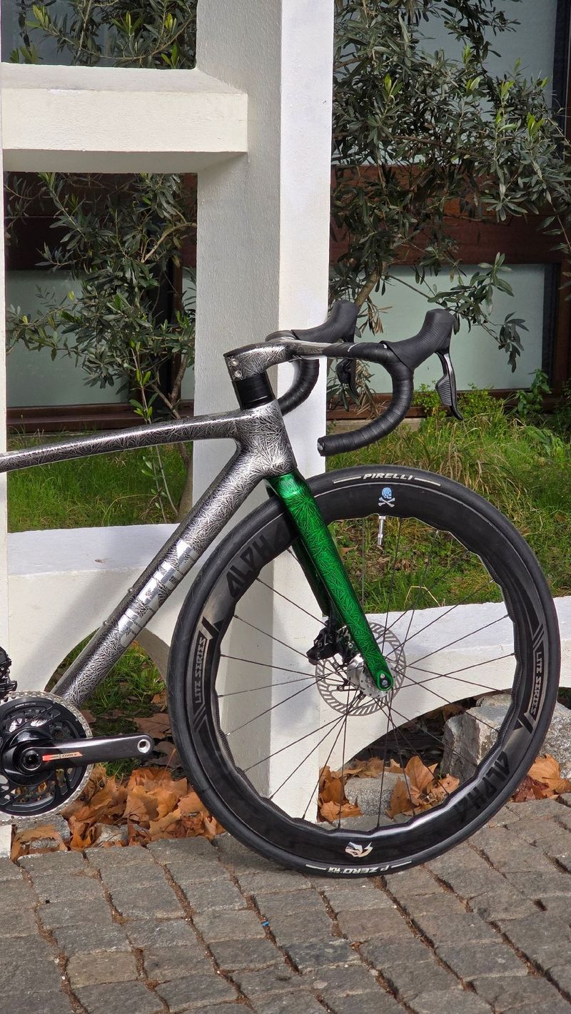 Used Alpha Bikes Thunder Sl 2025 Road & Gravel, White — image 5 of 11
