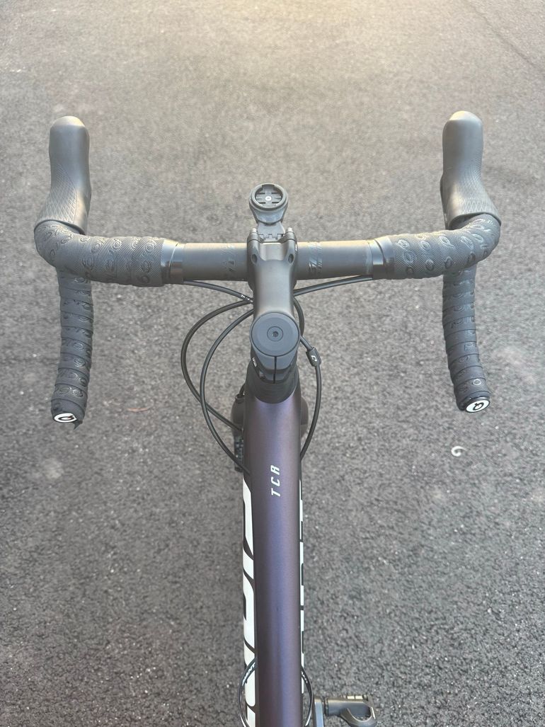 Used Giant TCR Advanced Pro 1 Disc 2021 2021 Road & Gravel — image 2 of 9