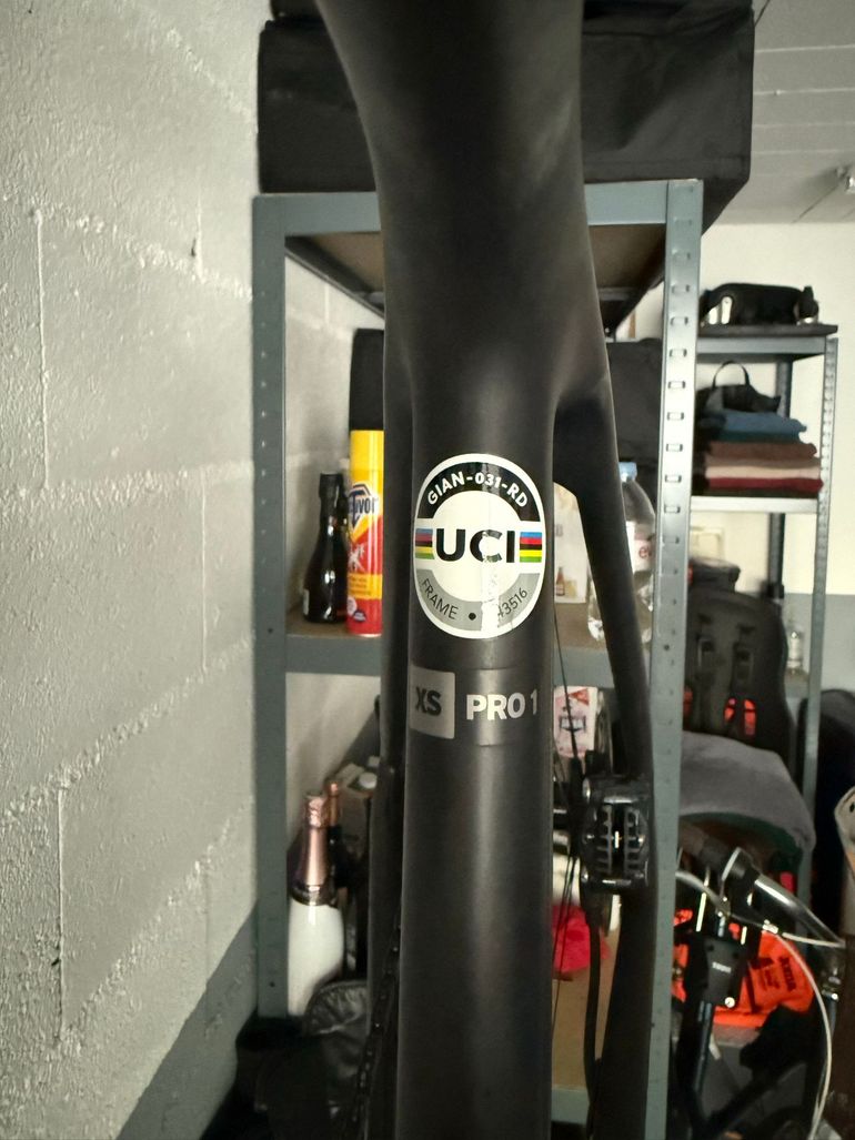 Used Giant TCR Advanced Pro 1 Disc 2021 2021 Road & Gravel — image 8 of 9