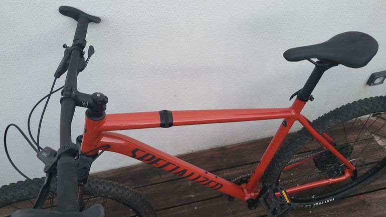 Used Specialized Rockhopper Comp 29 2021 2021 Mountainbike, Red, 29 — image 4 of 4