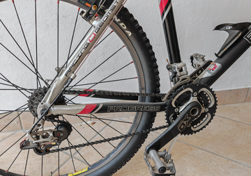 Used Axevo TEAM SL 2016 Mountainbike, White — image 2 of 8