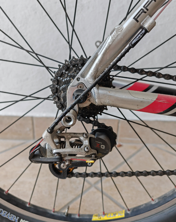 Used Axevo TEAM SL 2016 Mountainbike, White — image 5 of 8
