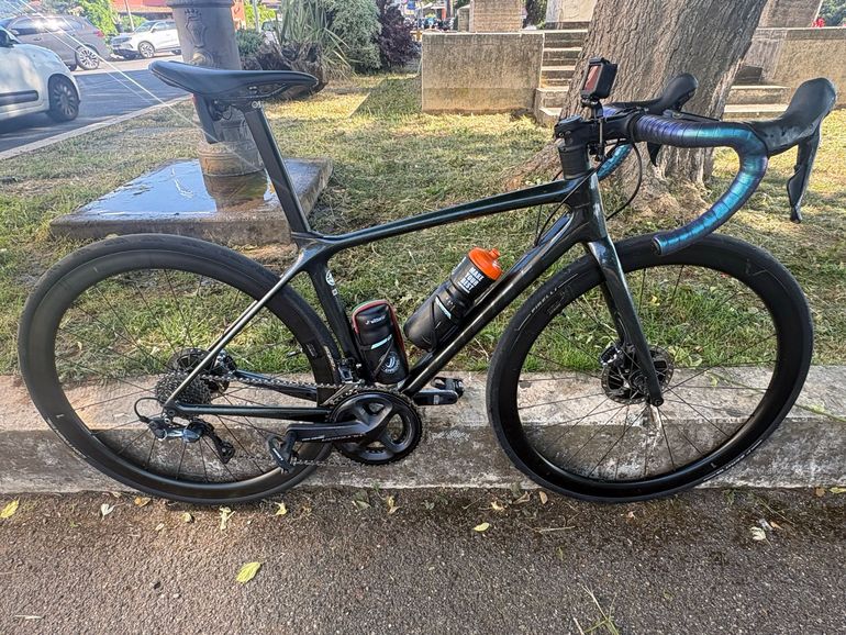 Used Giant TCR Advanced Pro 1 Disc 2021 2021 Road & Gravel — image 2 of 4
