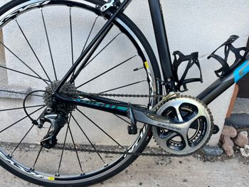 Used Giant TCR Advanced Pro 1 2016 2016 Road & Gravel, Black — image 7 of 9