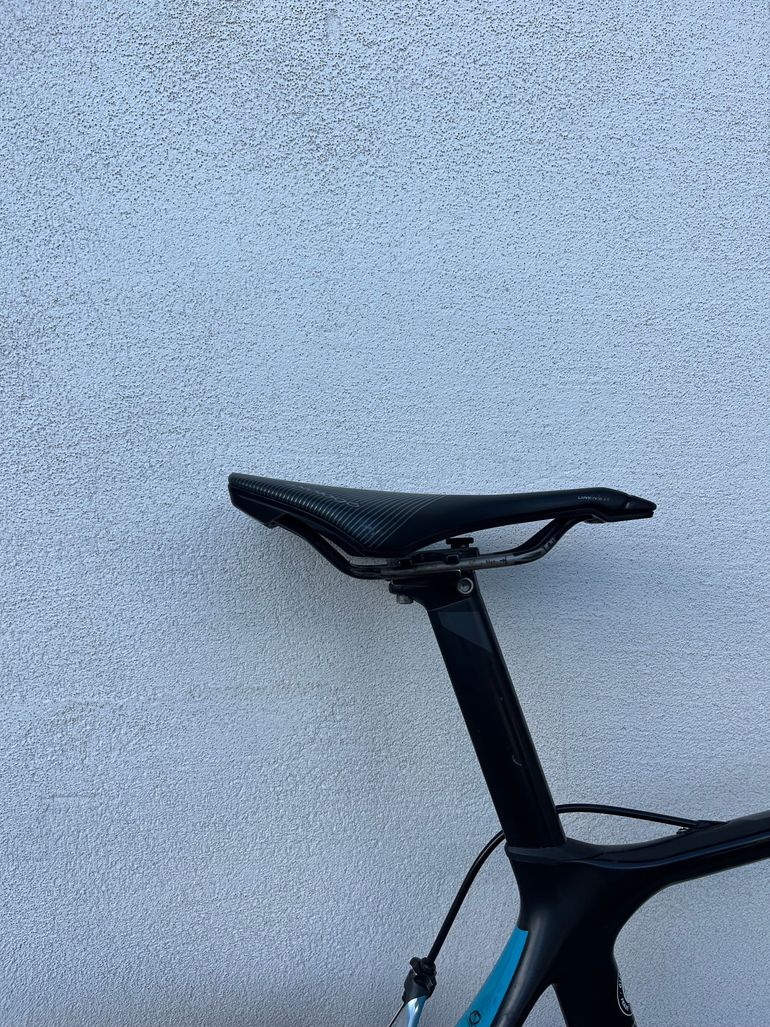Used Giant TCR Advanced Pro 1 2016 2016 Road & Gravel, Black — image 6 of 9