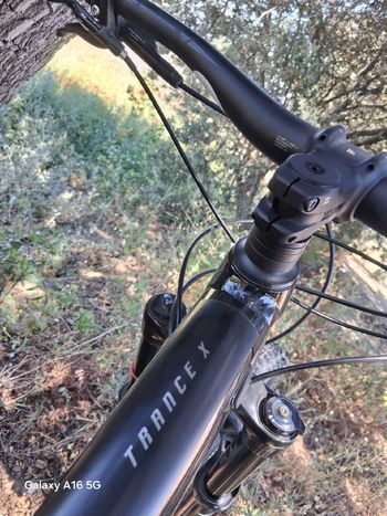 Used Giant Trance X 3 2023 2023 Mountainbike, Black, 27.5 — image 6 of 8
