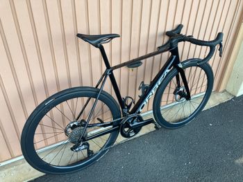 Used Orbea ORCA M20iLTD PWR 2025 2025 Road & Gravel, Black — image 3 of 7