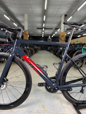 Używany BMC Teammachine SLR01 TWO 2021 2021 Road & Gravel — zdjęcie 25 z 26