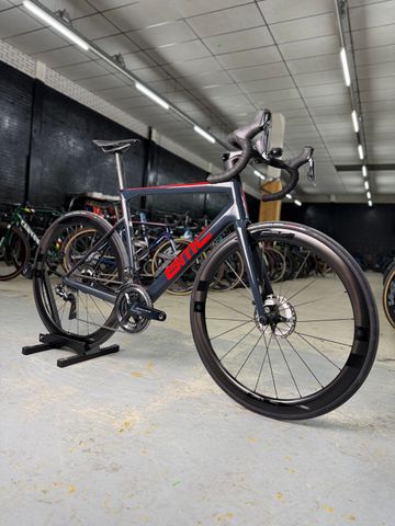 Używany BMC Teammachine SLR01 TWO 2021 2021 Road & Gravel — zdjęcie 3 z 26