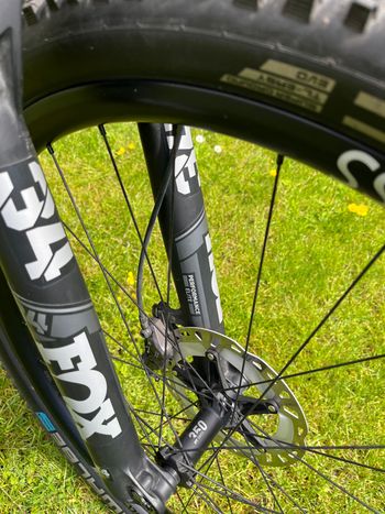Used Canyon Neuron CF 9 2023 2023 Mountainbike, Light Gray, 29 — image 3 of 5
