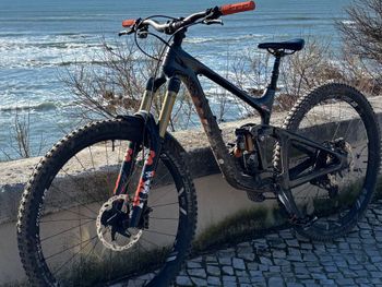 Used Giant Reign Advanced, Pro 29 1 2020 Frameset 2020 Mountainbike, Negro — image 2 of 3