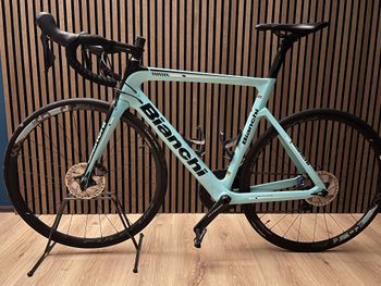 Used Bianchi Aria Disc Ultegra 2019 2019 Road & Gravel