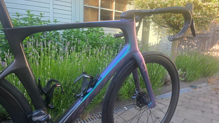 Used Scott Foil 10 2021 2021 Road & Gravel, Green — image 3 of 17