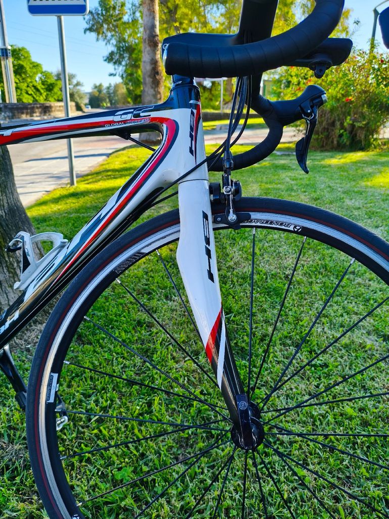 Used BH G6 Shimano 105 2017 Road & Gravel, Nero — image 14 of 16