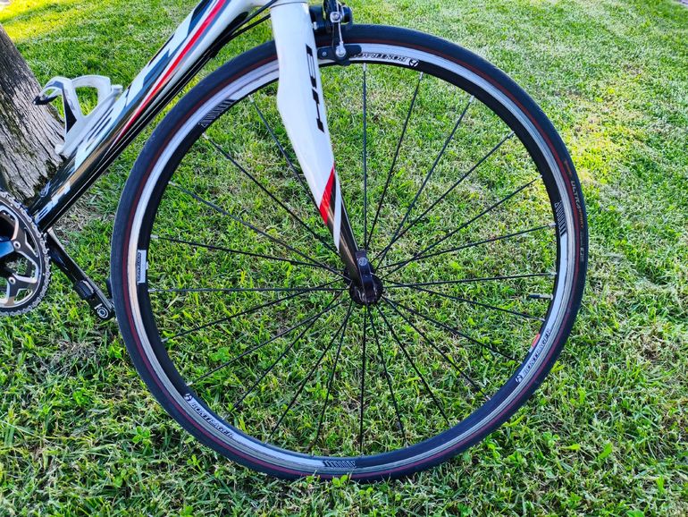 Used BH G6 Shimano 105 2017 Road & Gravel, Nero — image 13 of 16