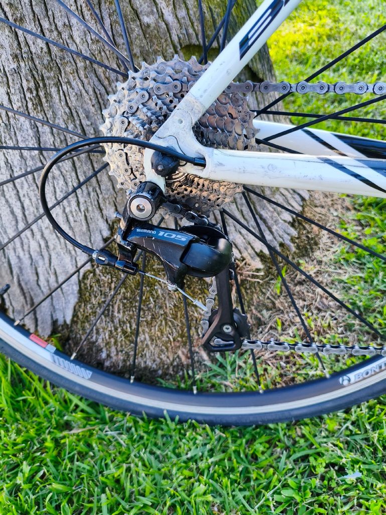 Used BH G6 Shimano 105 2017 Road & Gravel, Nero — image 4 of 16