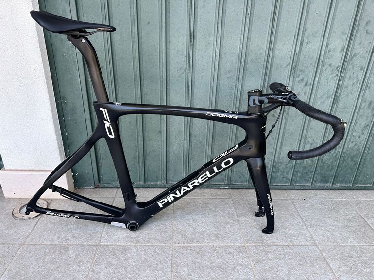 Used Pinarello Dogma F10 Disk Frameset 2021 Frameset 2021 Road & Gravel, Black — image 1 of 8